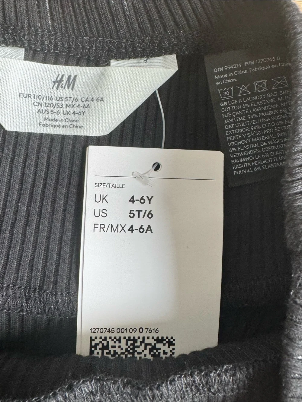 Bundle of 2 H&M Shimmery Jersey Skirt Black White NEW girls 5T/6